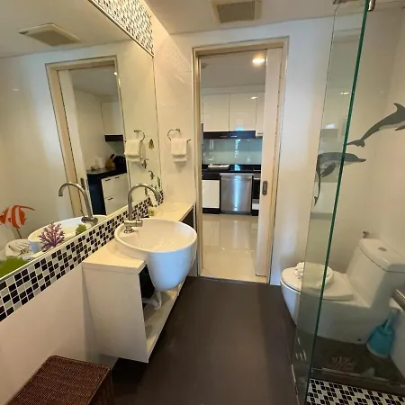Modern 2-Bedroom Condo In Kamala Near The Beach Exterior photo
