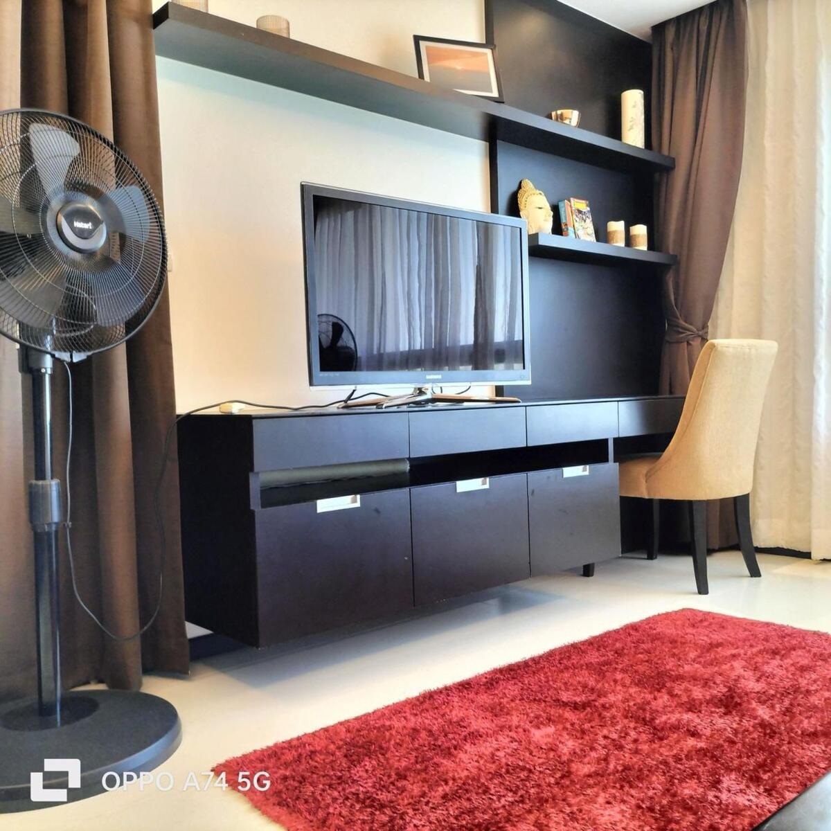 Apartment Modern 2-bedroom In Near The